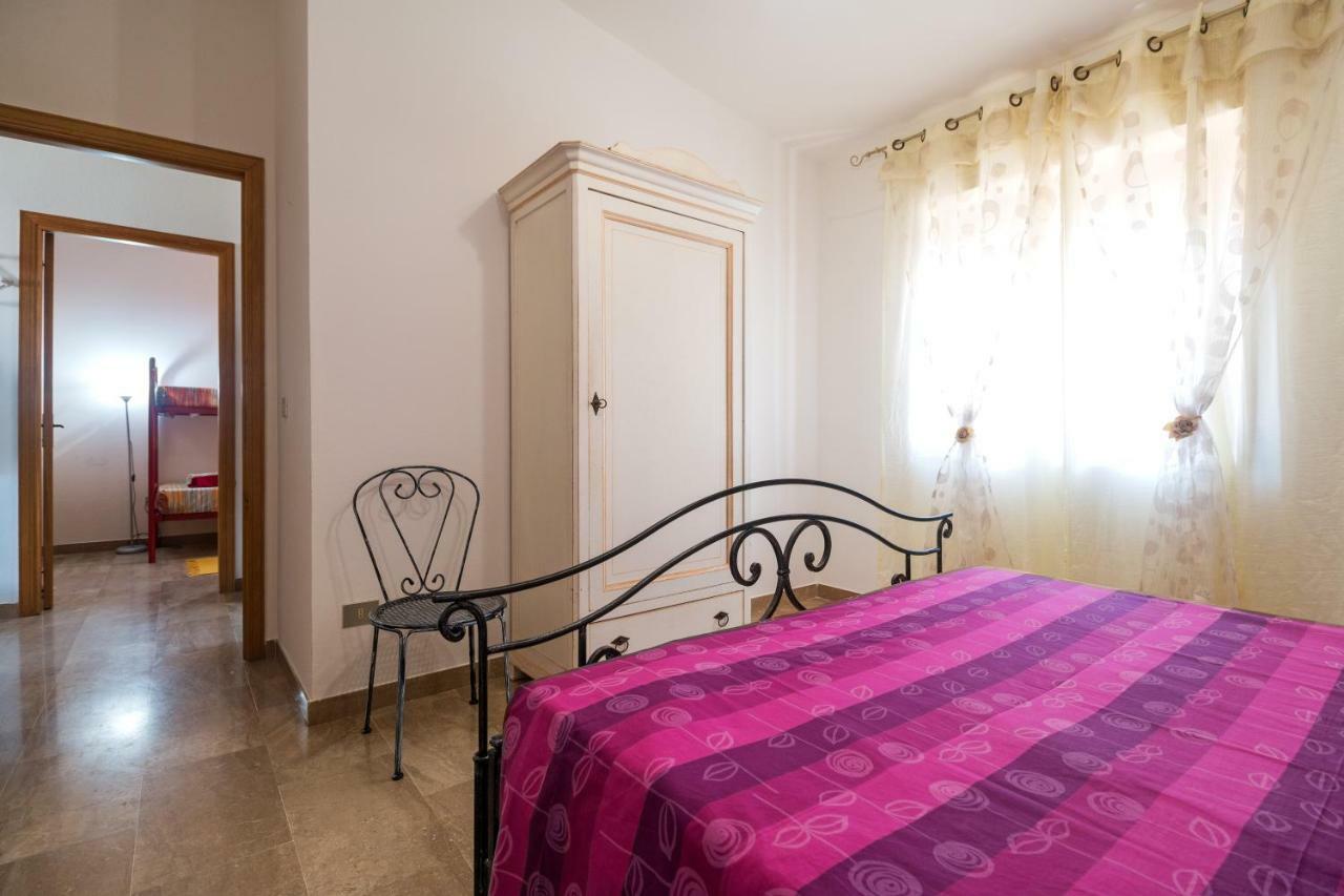White Rose Suite Apartment Cala Gonone Exteriör bild